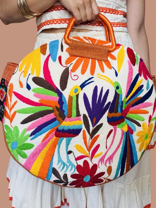 Embroidered Otomi Bag