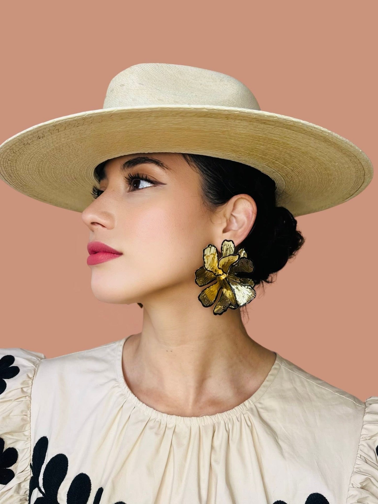 Marianna Gold/ Black Flower Earrings